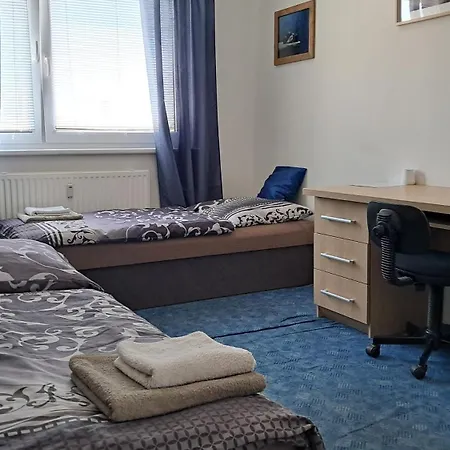 דירה Team Flat & Urban Family Comfort - Homebase With A Castle View *