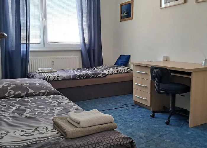 Apartmán Team Flat & Urban Family Comfort - Homebase With A Castle View *