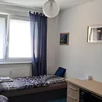 Team Flat & Urban Family Comfort - Homebase With A Castle View Apartment Bratislava
