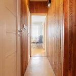 Team Flat & Urban Family Comfort - Homebase With A Castle View Apartment