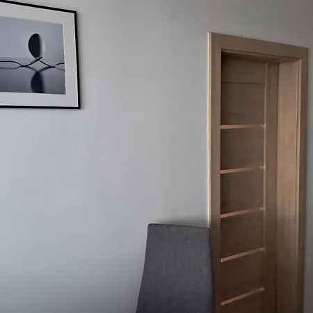 Team Flat & Urban Family Comfort - Homebase With A Castle View ברטיסלאבה