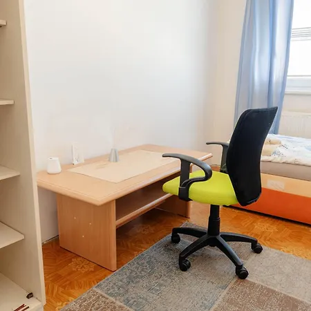 דירה Team Flat & Urban Family Comfort - Homebase With A Castle View *