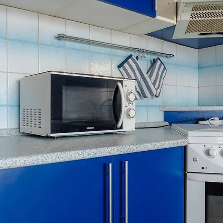 Team Flat & Urban Family Comfort - Homebase With A Castle View ברטיסלאבה