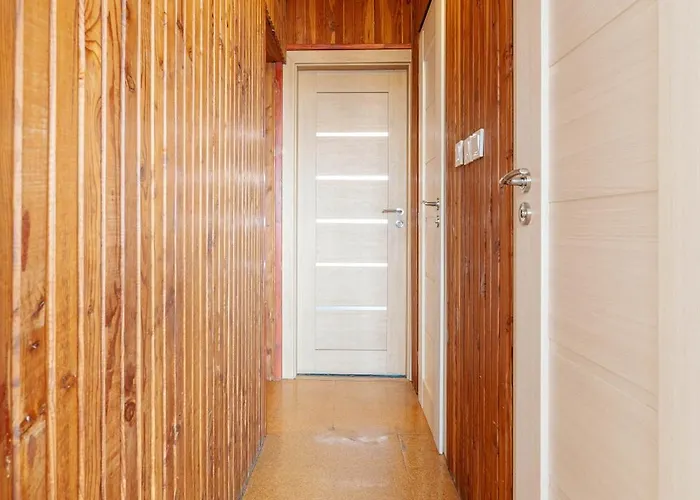 Team Flat & Urban Family Comfort - Homebase With A Castle View Bratislava